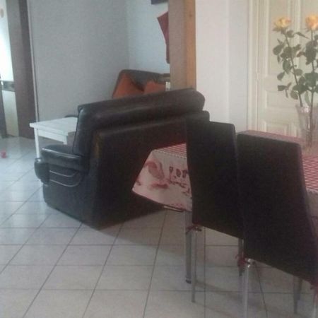 Apartament Maison A Partager Troyes Zewnętrze zdjęcie